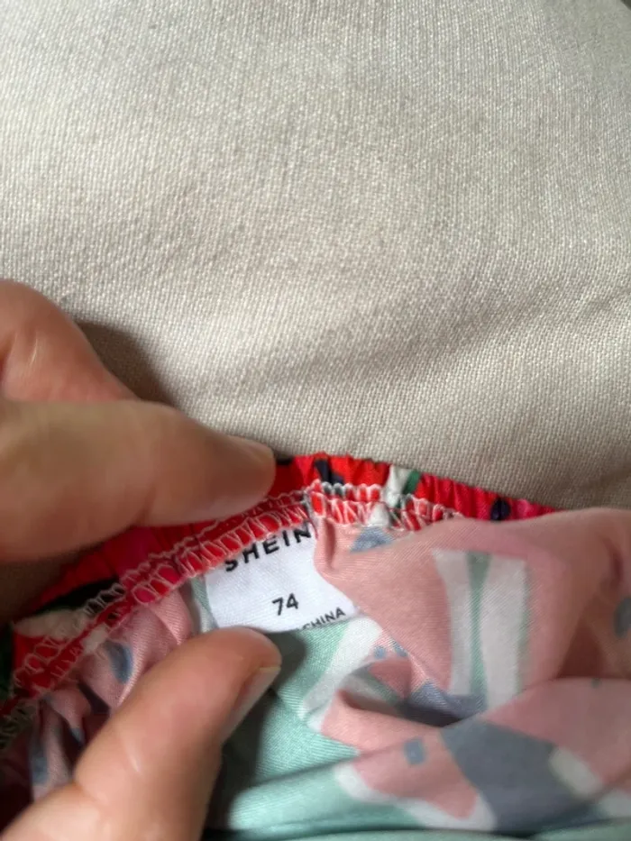 6 mois 74 cm - photo numéro 2
