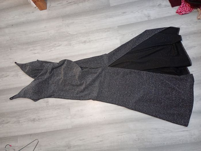 Robe longue à paillettes