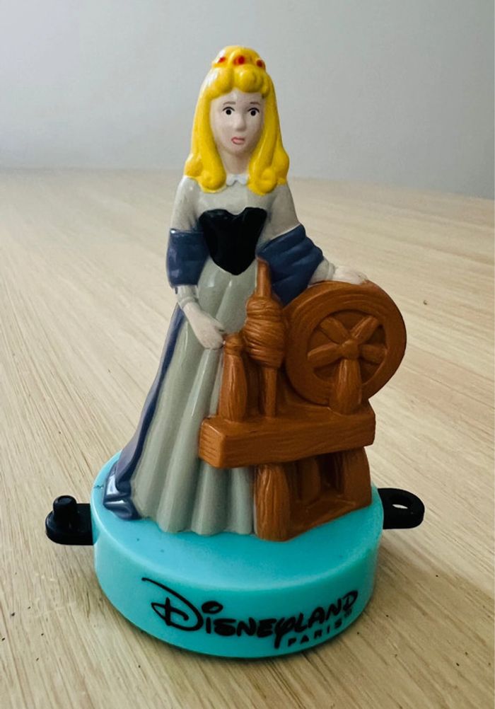Lot figurines tampon vintage Disneyland Paris - photo numéro 8