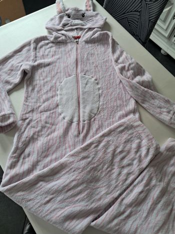 Combi pyjama lapin taille L