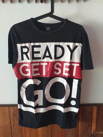 Tee-shirt noir avec inscription