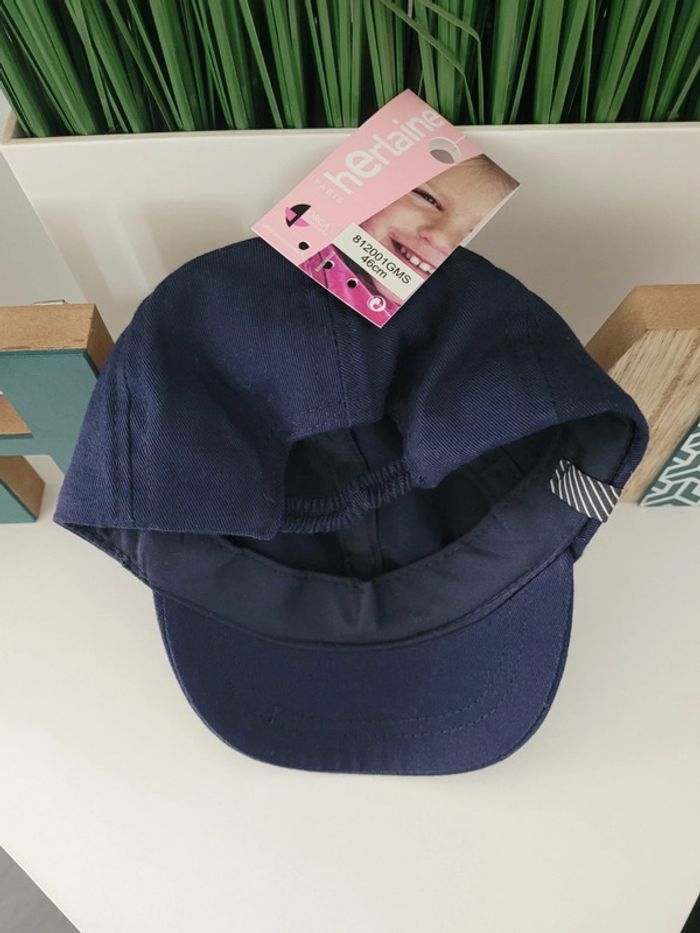 Casquette neuve avec étiquette 🏷 - photo numéro 3