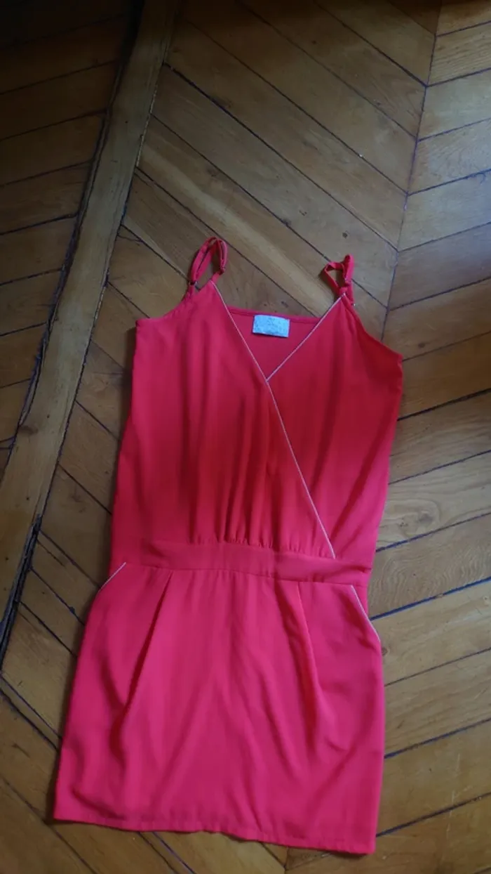Robe été Mamouchka Tam-Tam T36/S – fines bretelles, rose grenat, chic et courte - photo numéro 9