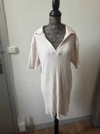 Robe courte / Tunique H&M – Taille M – Décolleté en V
