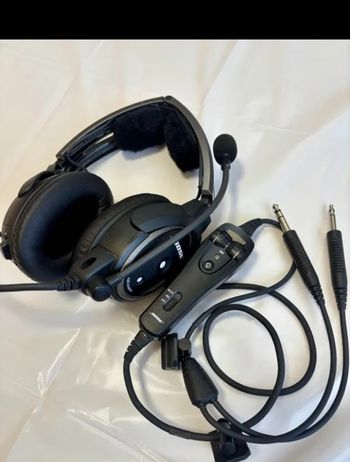 Casque d'aviation BOSE A20 avec Bluetooth et deux prises, 30h de vol en excellent état