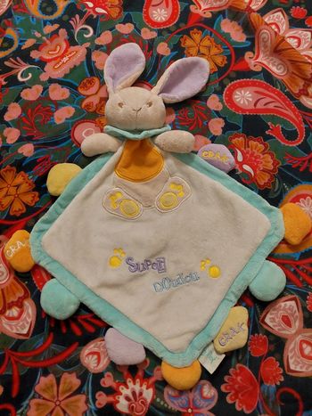 #05 - Baby Nat' - doudou lapin Super Doudou