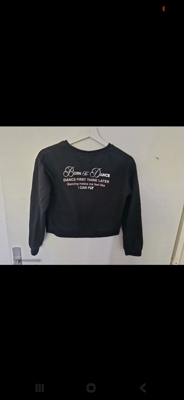 Pull noir avec écriture - photo numéro 3