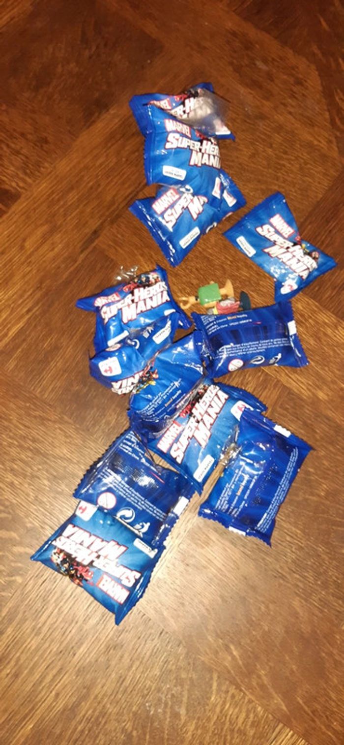 Jouet spiderman 14 dont 12 fermés