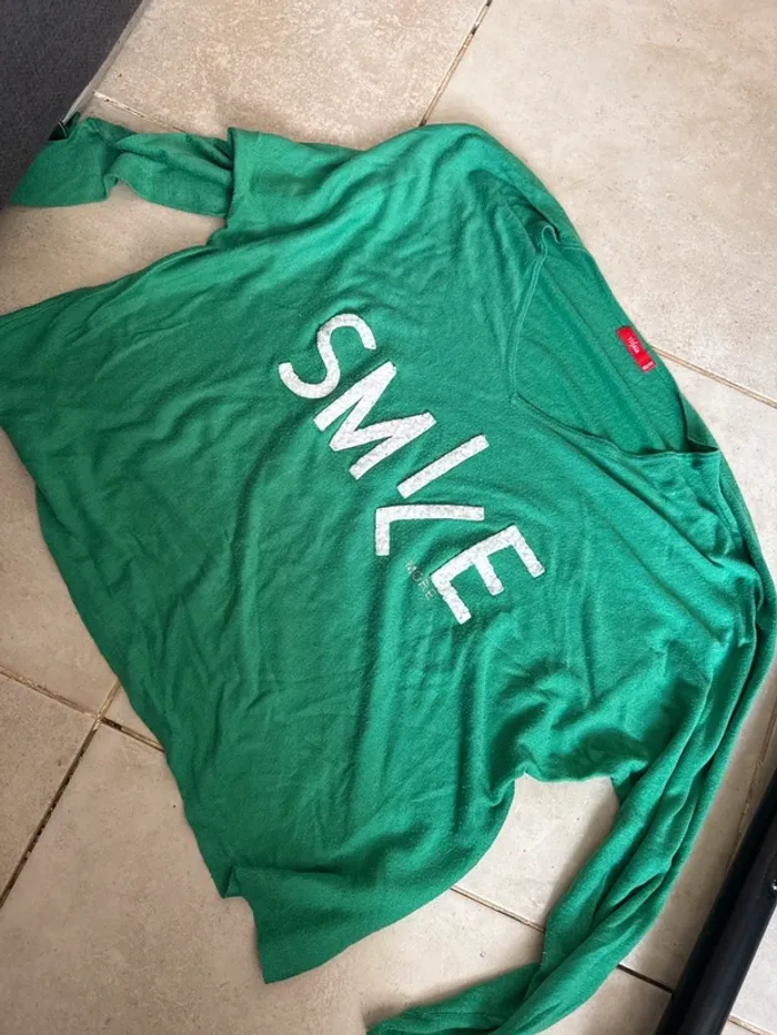 🟢 Pull vert SMILE – Taille 46/48 🟢 - photo numéro 2