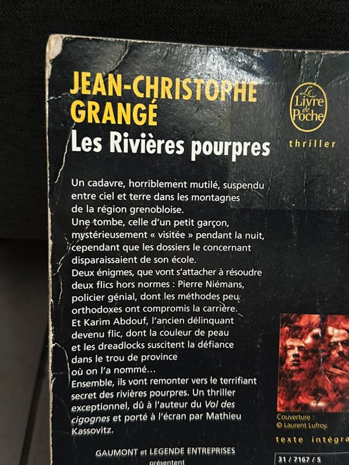 Thriller Les Rivières Pourpres de Jean-Christophe Grange - photo numéro 2