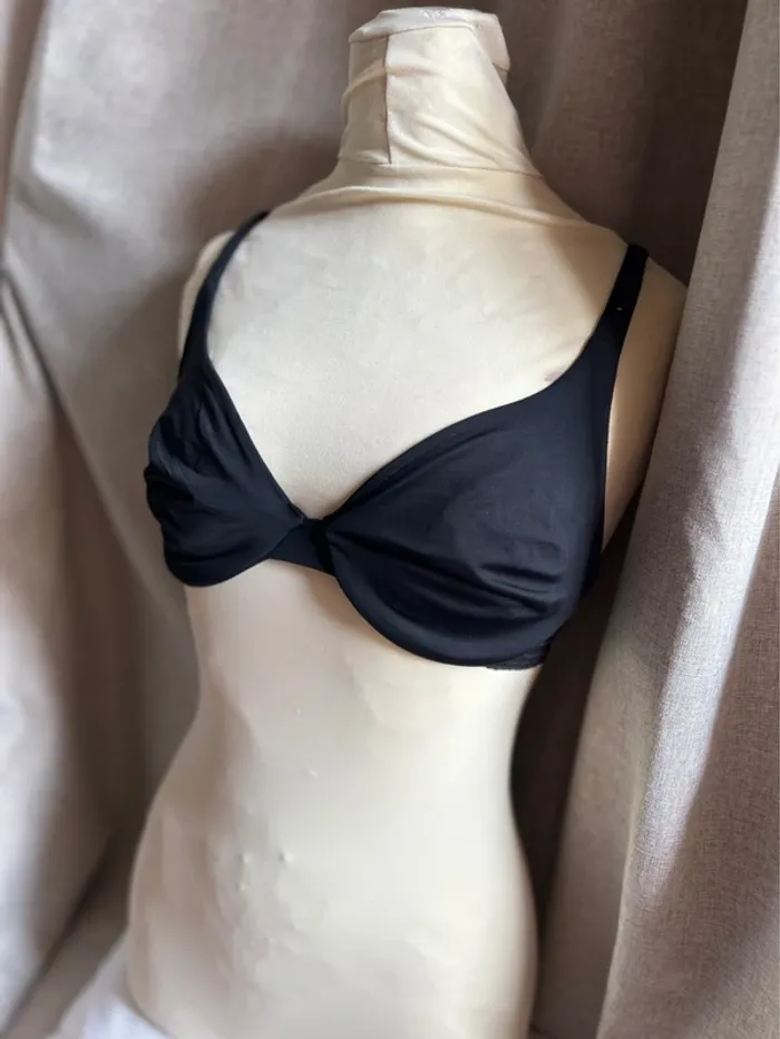 soutien-gorge noir de la marque Dim - photo numéro 5