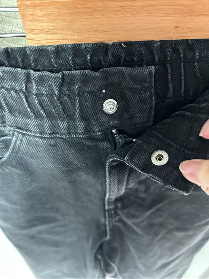 Jean noir - photo numéro 4