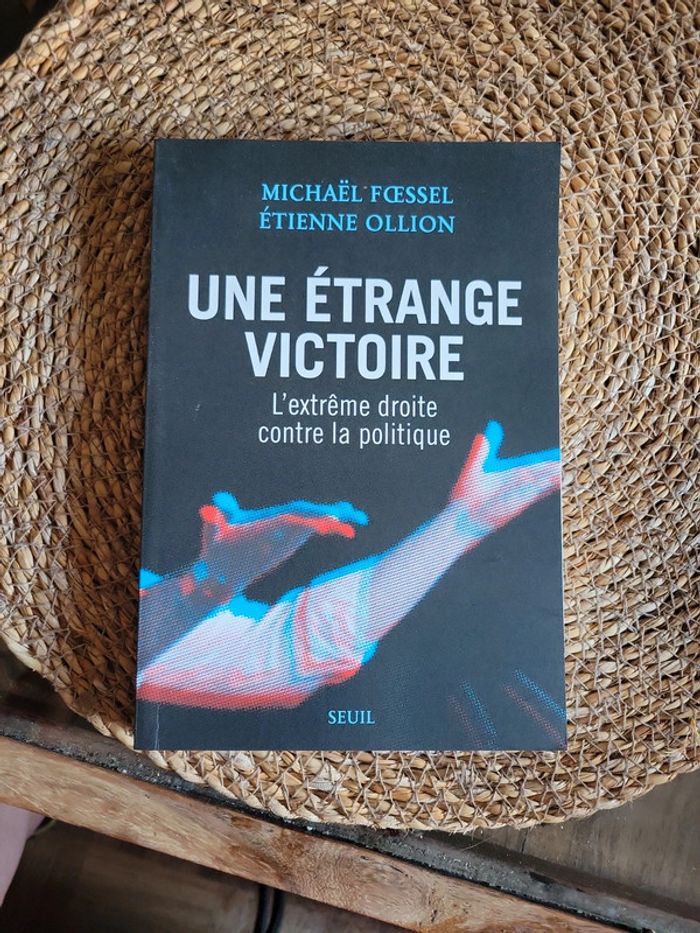 Une étrange victoire politique