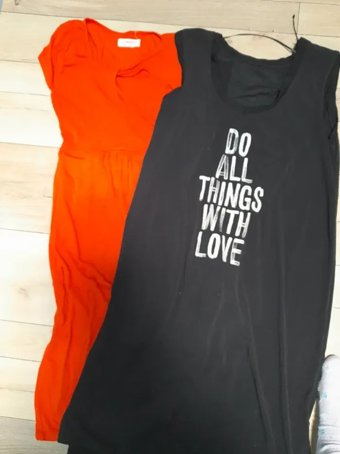 Lot de 2 robes maternité 36