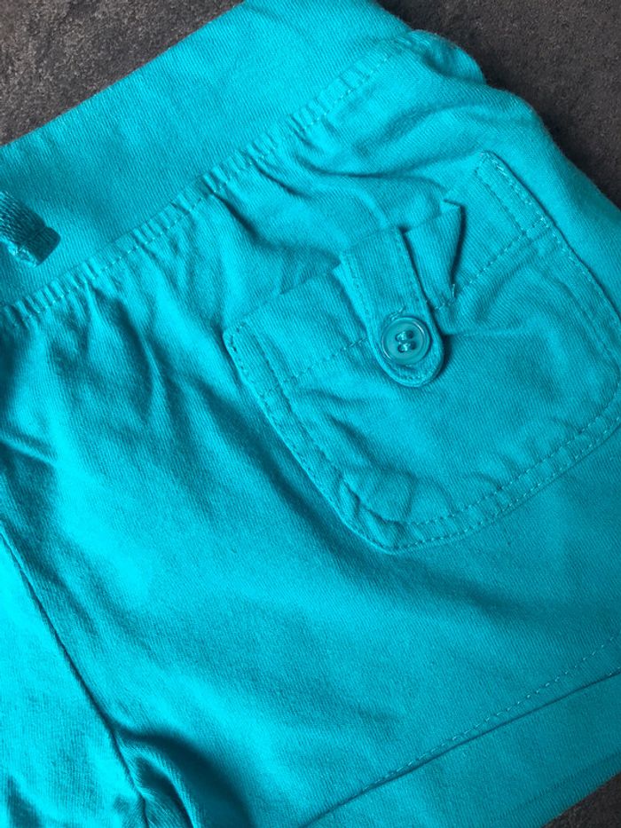 Short fille turquoise 8 ans - photo numéro 2