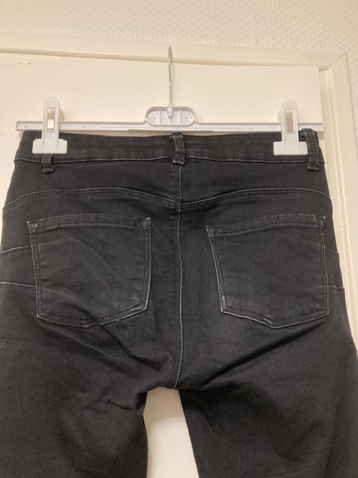 Jean noir - photo numéro 8