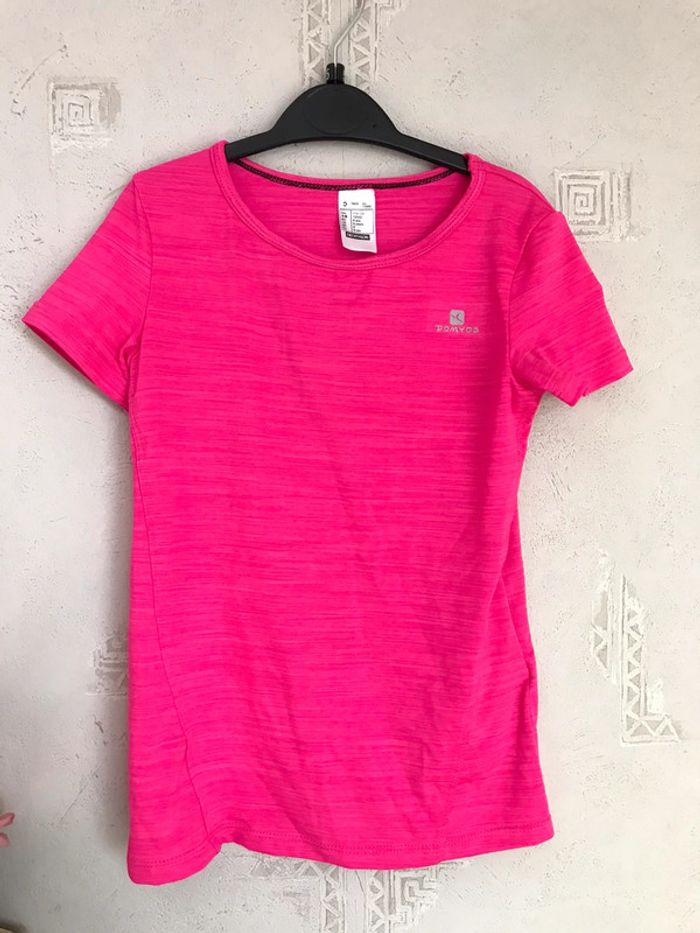 Haut rose décathlon