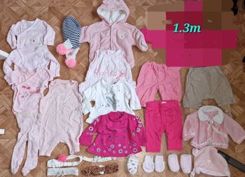 Lot vêtements poupee 1.3mois