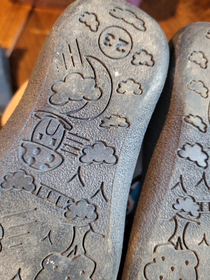 Chaussons chaud taille 23 - photo numéro 2