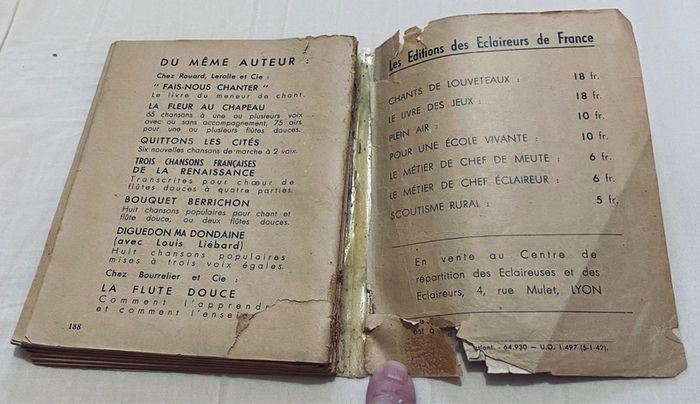 Petit livre de chansons - photo numéro 4