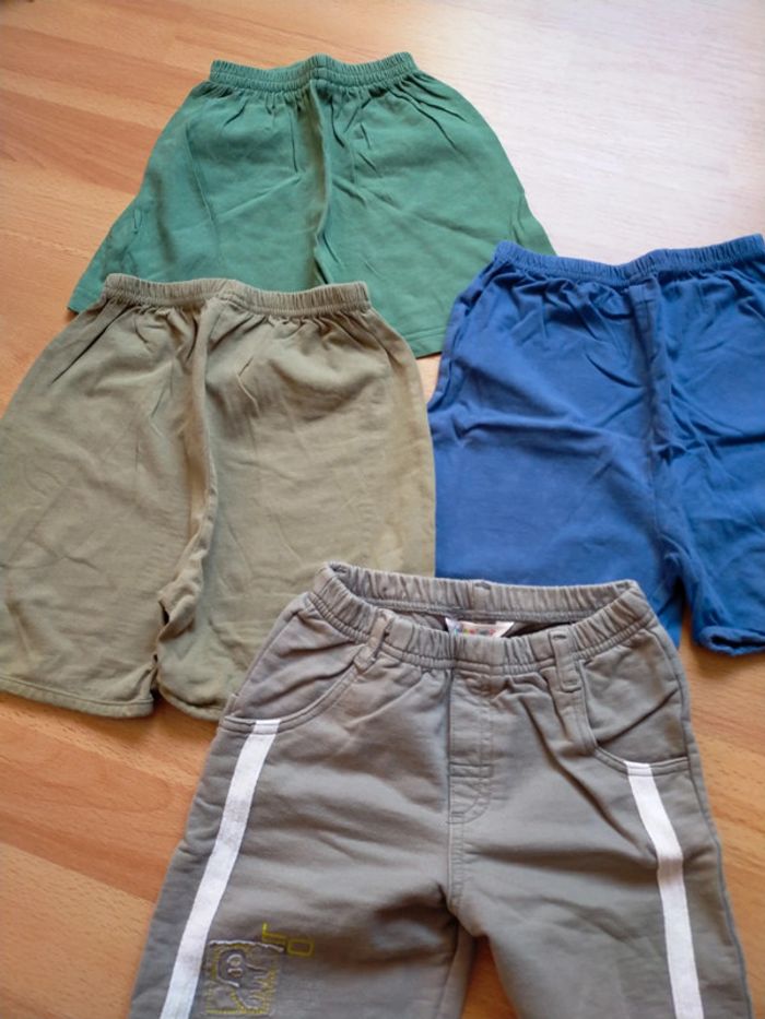 Lot 4 shorts fluides 24 mois