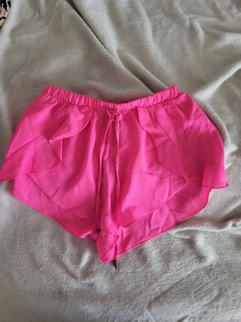 Superbe short .