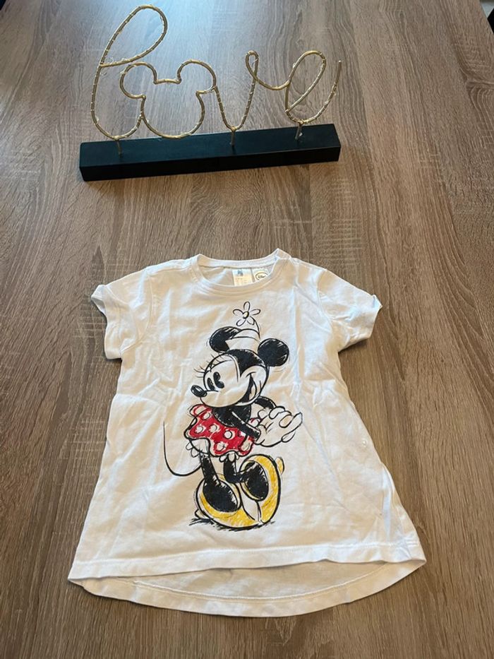Très beau tee shirt minnie 🥰 Disney de chez H&M taille 12-18 mois