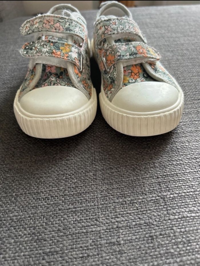 Basket en toile à scratch fille à motif fleur taille 26 - photo numéro 3