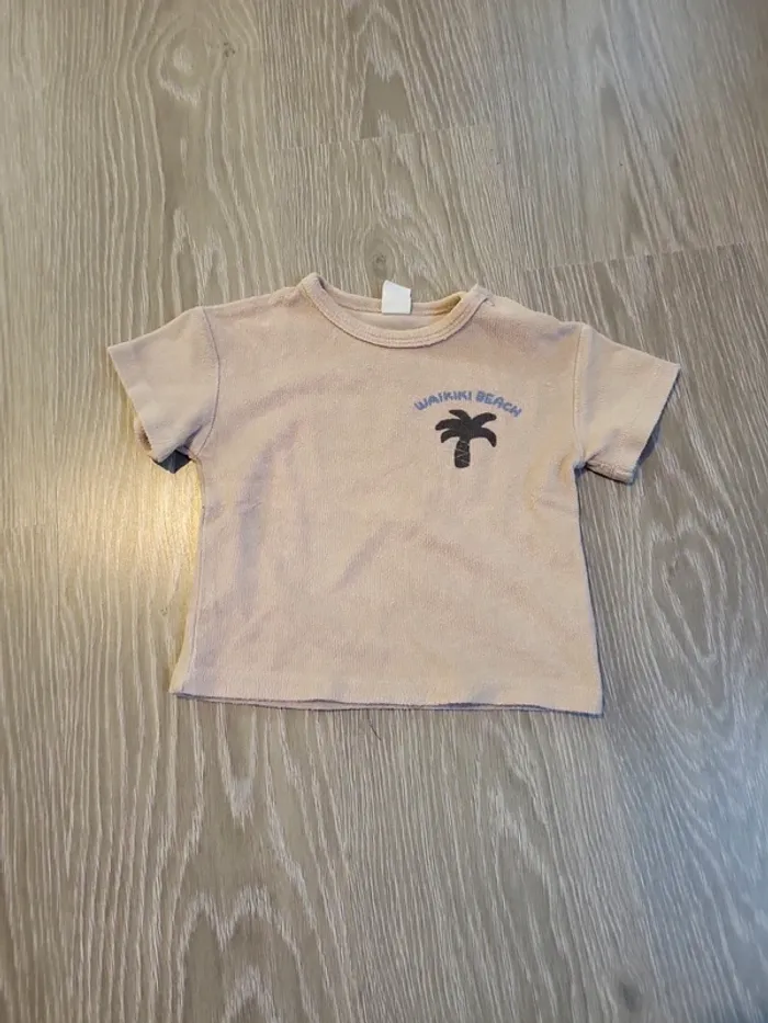 Ensemble t-shirt et short 12 mois - photo numéro 2