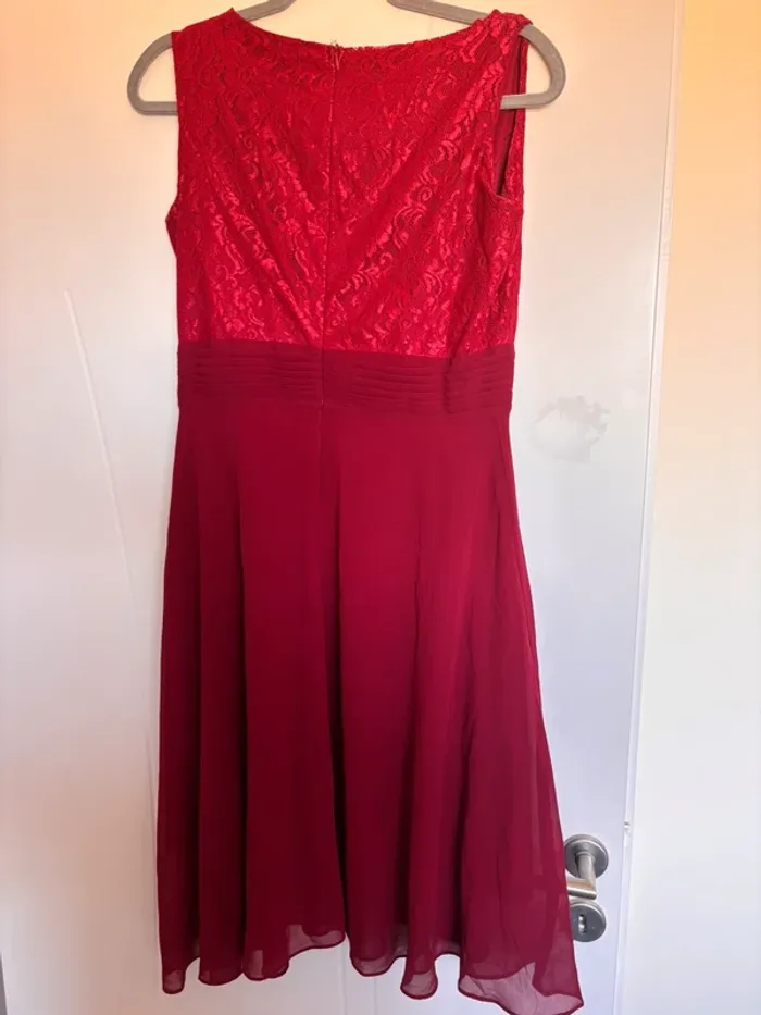Magnifique robe - photo numéro 3