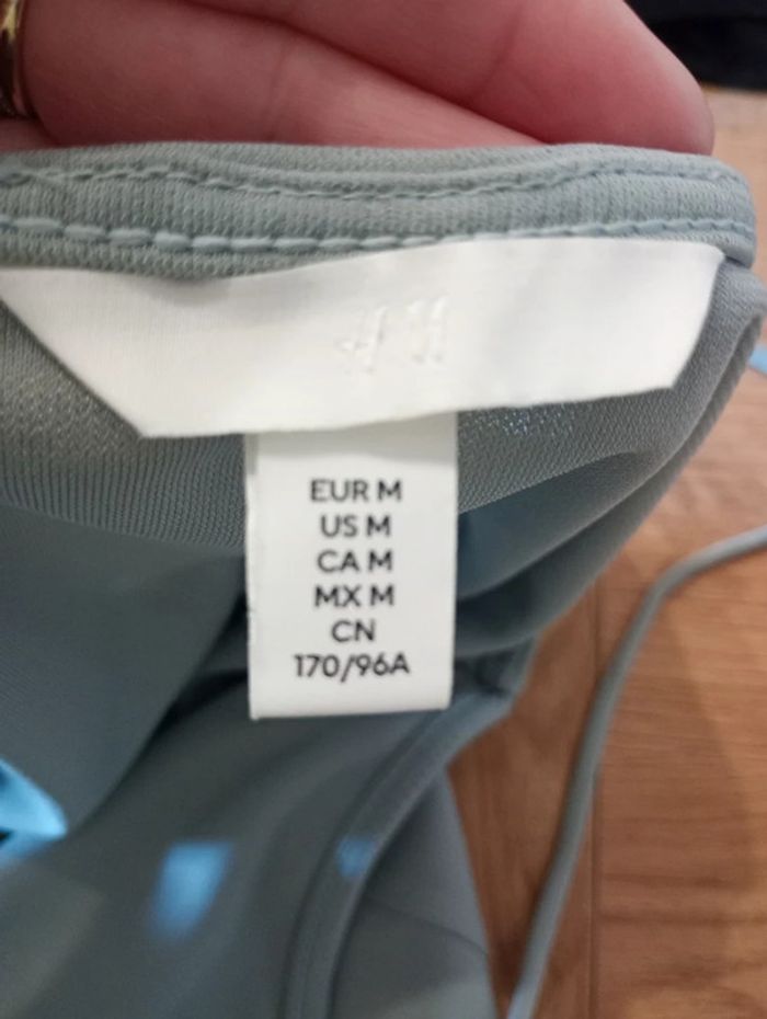 Robe longue H&M – M – Bleu clair – État : Excellent - photo numéro 6