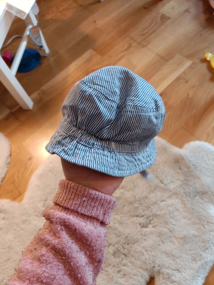 Bob/ chapeau enfant taille 48 / 12- 24 mois - photo numéro 3