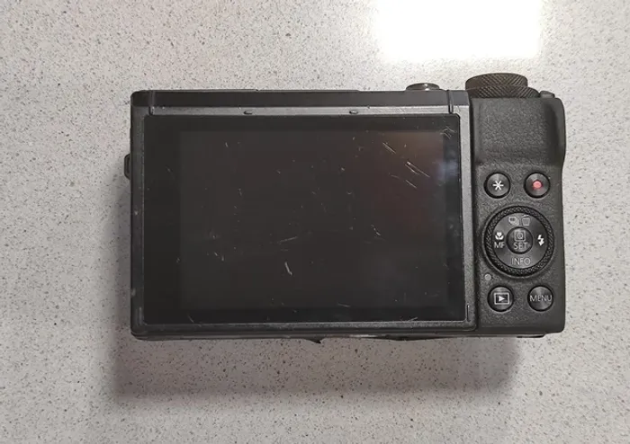 Canon PowerShot G7X Mark III - photo numéro 3