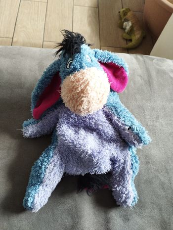 Peluche bourriquet Disney store