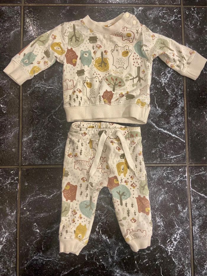 Ensemble animaux beige