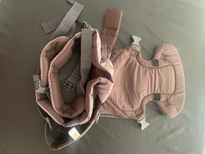 Porte bébé - photo numéro 2