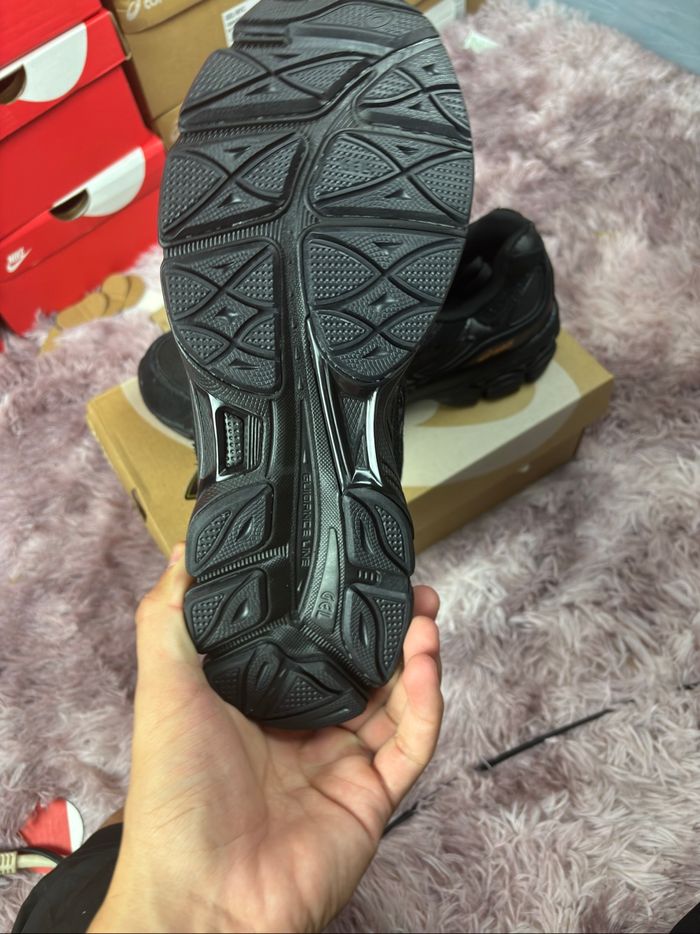 Asics gel NYC Black X Gortex neuve taille 44 - photo numéro 6