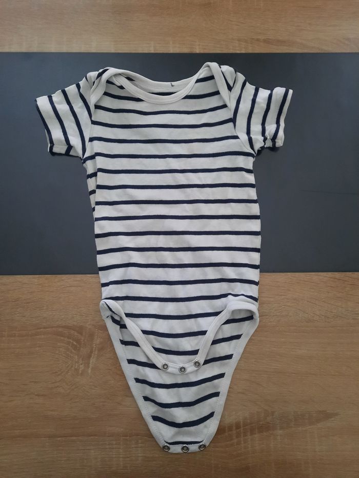 Lot de 10 body 18 mois - photo numéro 5