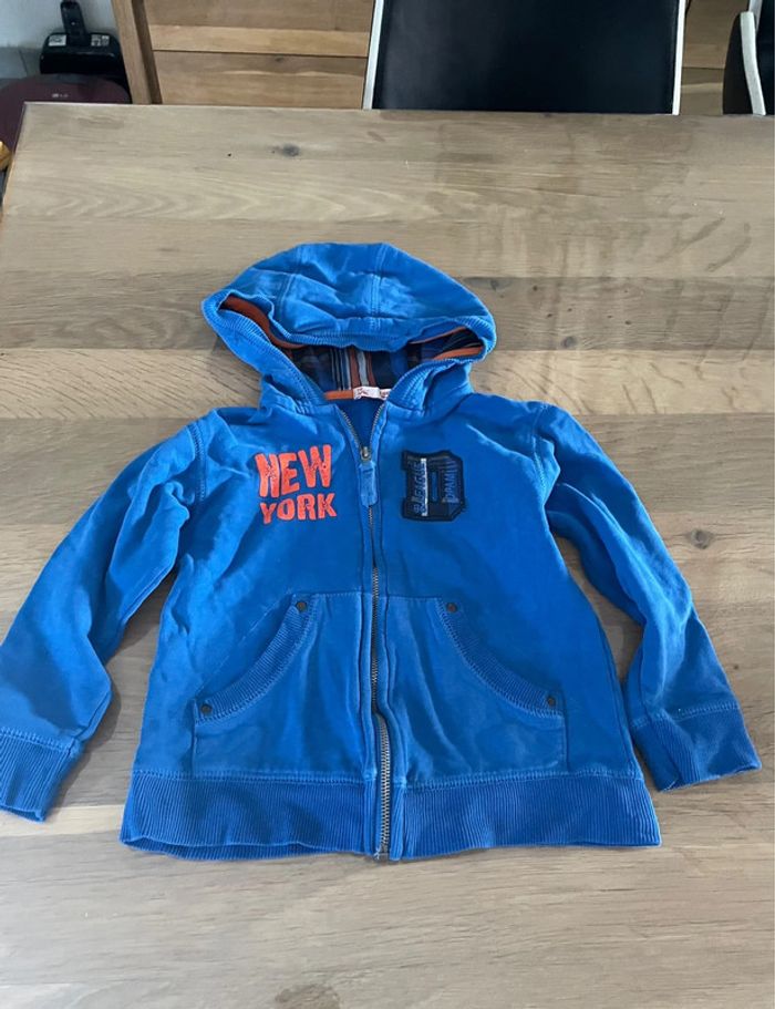 Gilet à capuche 5 ans - photo numéro 2