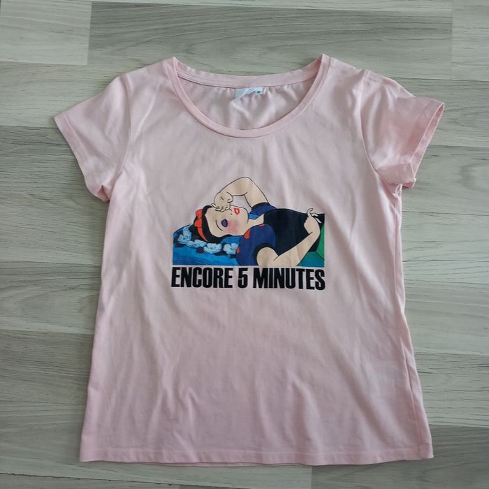Pyjama femme 2 pièces (t-shirt + pantalon) Disney taille M - photo numéro 2