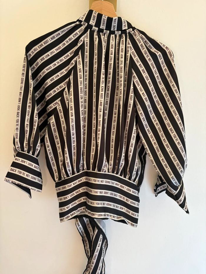 Chemisier original T.40 - photo numéro 2