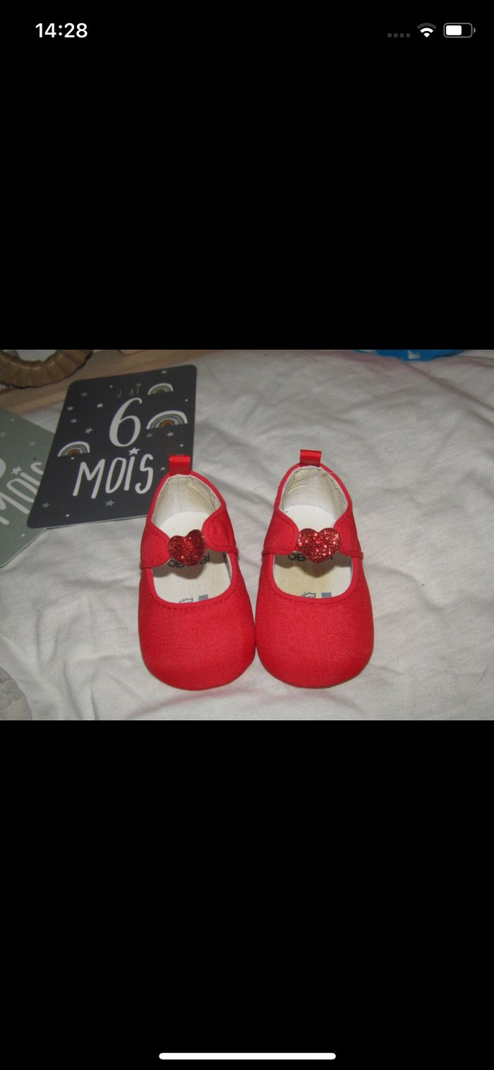 Lot chaussures - photo numéro 3