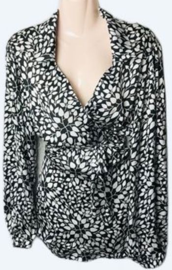 Très joli chemisier cache Coeur 50 la halle état neuf