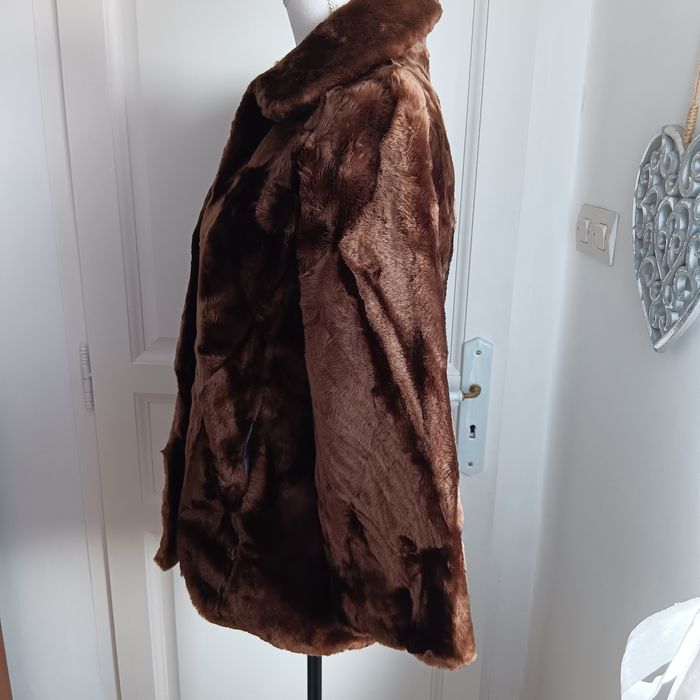 Manteau court moumoute rétro - photo numéro 6