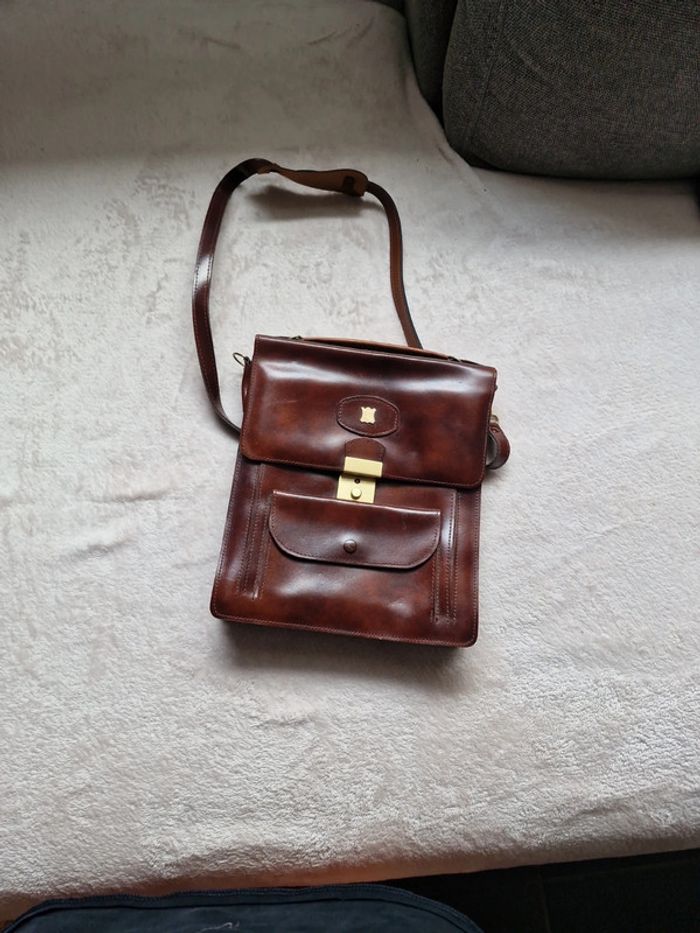 Besace en cuir