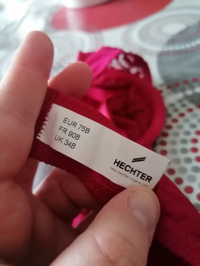 Soutien gorge hechter taille 90B - photo numéro 3
