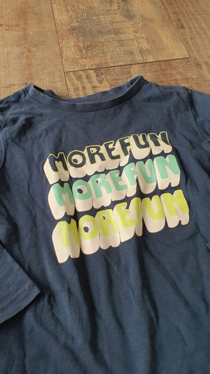 T-shirt 3 4 ans en très bon état - photo numéro 2