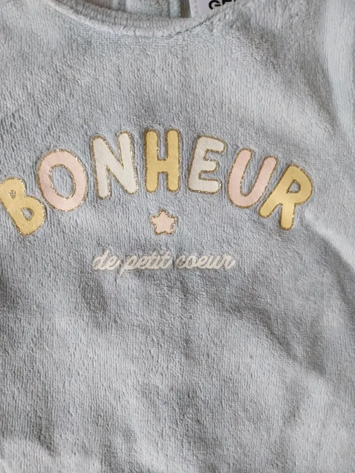 Pyjama 1 mois - photo numéro 4
