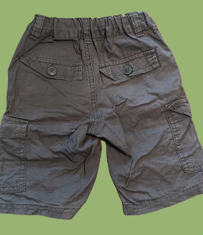Lot 2 bermudas garçonnet. 4 Ans. - photo numéro 3