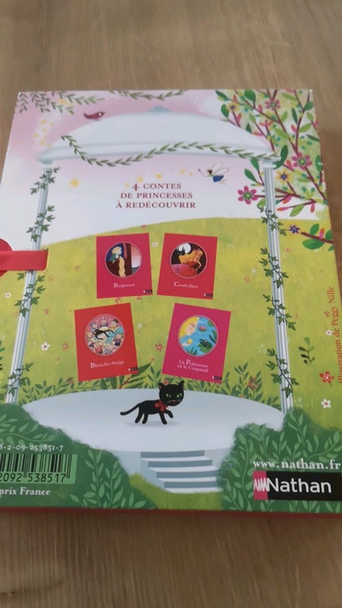 Coffret de 4 livres princesses - photo numéro 3